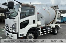 isuzu forward 2015 CFJ1695886