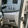 toyota isis 2005 CFJ1791755 image 18
