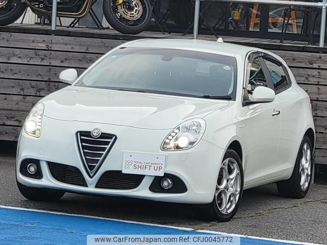 alfa-romeo giulietta 2014 -ALFA ROMEO 【水戸 302ｿ3444】--Alfa Romeo Giulietta 940141--07330309---ALFA ROMEO 【水戸 302ｿ3444】--Alfa Romeo Giulietta 940141--07330309- image 1