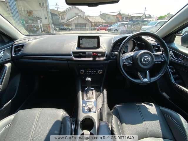 mazda axela 2017 quick_quick_LDA-BMLFS_BMLFS-106660 image 2