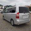 toyota noah 2010 CFJ1823689 image 2