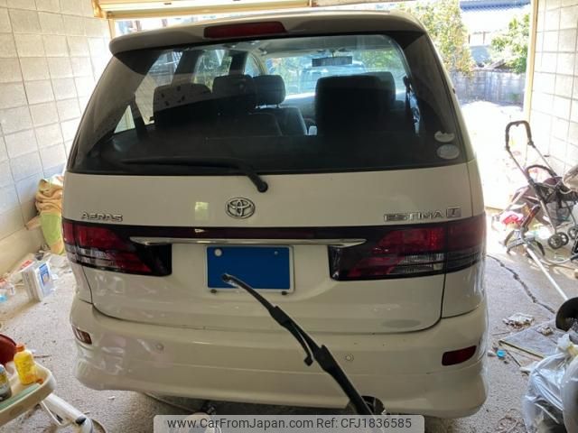 toyota estima 2004 CFJ1836585 image 2