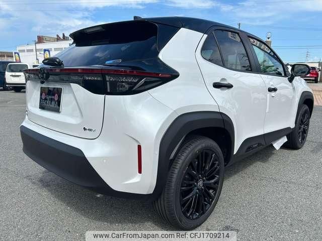 toyota yaris-cross 2025 CFJ1709214 image 2