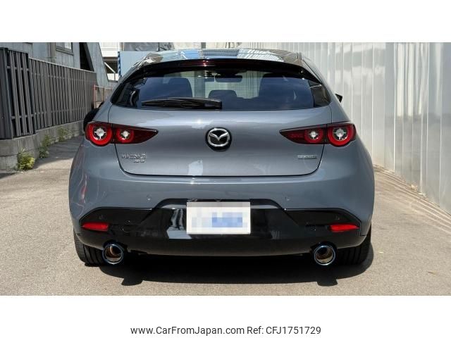 mazda mazda3-fastback 2023 CFJ1751729 image 2