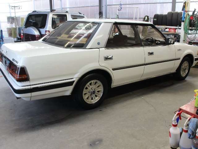toyota crown 1985 -トヨタ--ｸﾗｳﾝ GS121--056037---トヨタ--ｸﾗｳﾝ GS121--056037- image 2