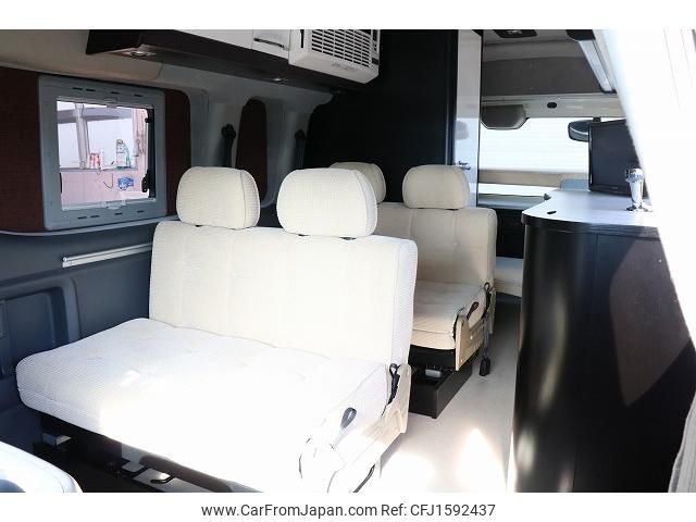 nissan nv350-caravan-van 2015 CFJ1592437 image 2
