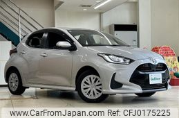 toyota yaris 2021 -TOYOTA--Yaris 6AA-MXPH10--MXPH10-2047922---TOYOTA--Yaris 6AA-MXPH10--MXPH10-2047922-