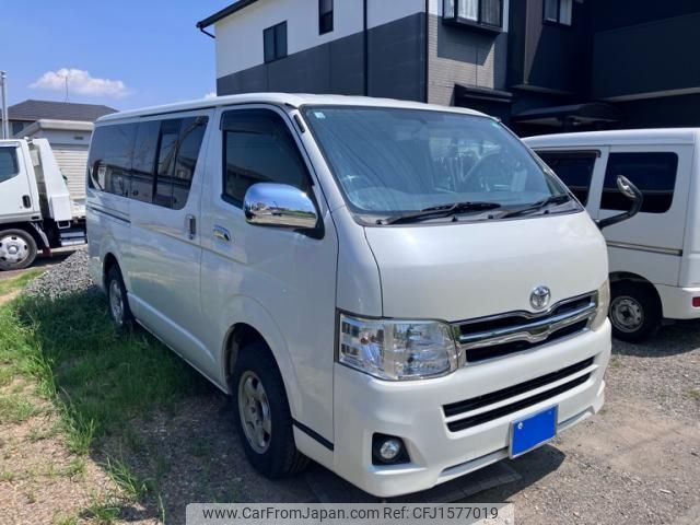 toyota hiace-van 2011 CFJ1577019 image 1
