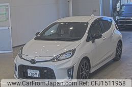 toyota aqua 2024 CFJ1511958