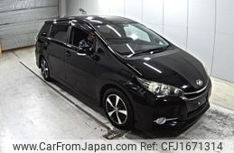 toyota wish 2013 CFJ1671314