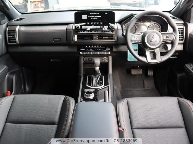 mitsubishi triton 2025 CFJ1883969 image 2