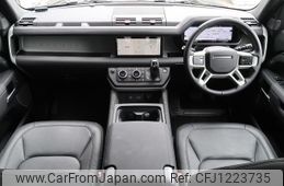 land-rover defender 2024 GOO_JP_965025060109620022001