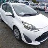 toyota aqua 2019 CFJ1833551 image 2