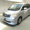 toyota noah 2011 CFJ1568866 image 7