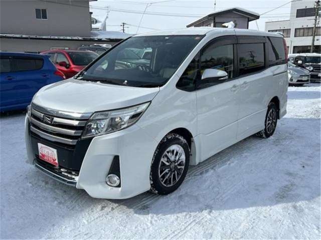 2014 Toyota Noah ZRR85W - Car Price $11,379