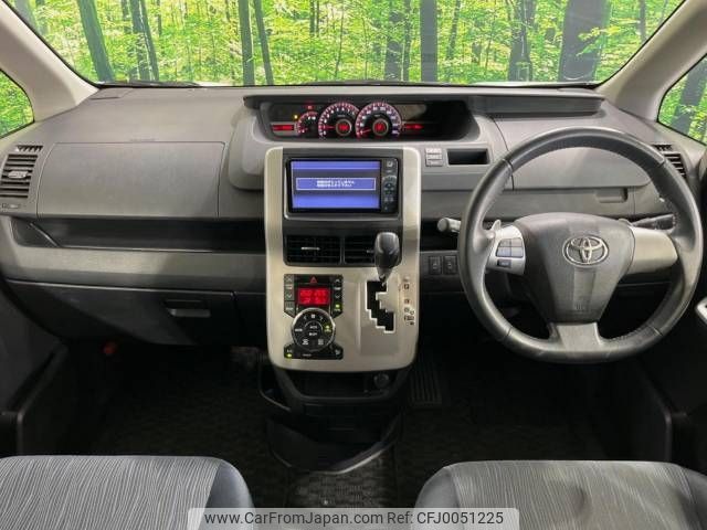 toyota voxy 2011 -TOYOTA--Voxy DBA-ZRR70W--ZRR70-0434606---TOYOTA--Voxy DBA-ZRR70W--ZRR70-0434606- image 2