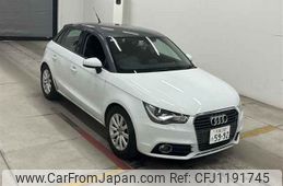 audi a1 2013 -AUDI 【大阪 330タ5992】--Audi A1 8XCAX-WAUZZZ8X5EB022765---AUDI 【大阪 330タ5992】--Audi A1 8XCAX-WAUZZZ8X5EB022765-