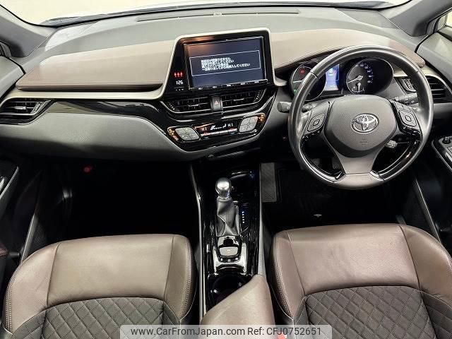 toyota c-hr 2018 quick_quick_DAA-ZYX10_ZYX10-2137221 image 2