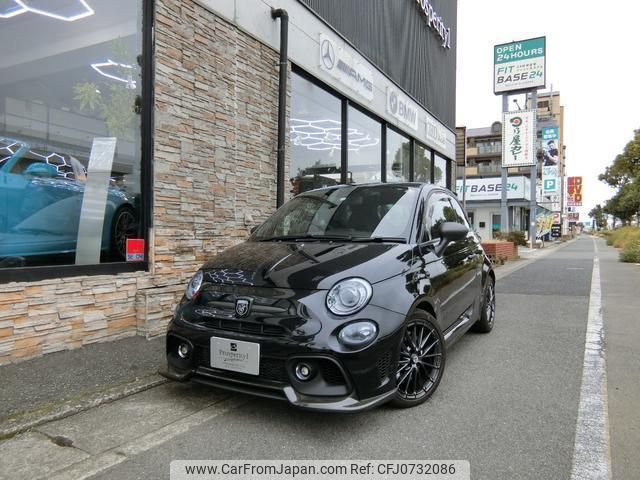 abarth 595 2022 quick_quick_3BA-31214T_ZFABF13H3NJG29374 image 1