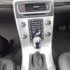volvo v60 2017 quick_quick_FD4204T_YV1FWA8RDH1353824 image 14