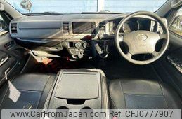 toyota hiace-van 2013 504928-928024