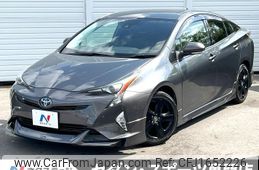 toyota prius 2018 CFJ1652226