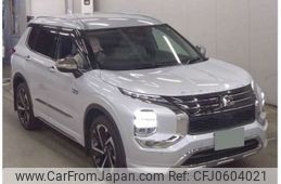 mitsubishi outlander-phev 2023 -MITSUBISHI 【群馬 330ﾄ4939】--Outlander PHEV 5LA-GN0W--GN0W-0304597---MITSUBISHI 【群馬 330ﾄ4939】--Outlander PHEV 5LA-GN0W--GN0W-0304597-