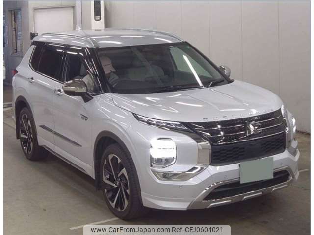 mitsubishi outlander-phev 2023 -MITSUBISHI 【群馬 330ﾄ4939】--Outlander PHEV 5LA-GN0W--GN0W-0304597---MITSUBISHI 【群馬 330ﾄ4939】--Outlander PHEV 5LA-GN0W--GN0W-0304597- image 1