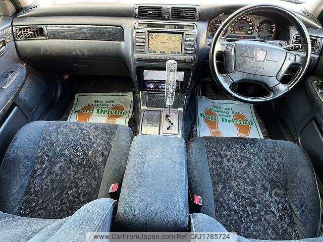 toyota crown 2002 CFJ1785724 image 1