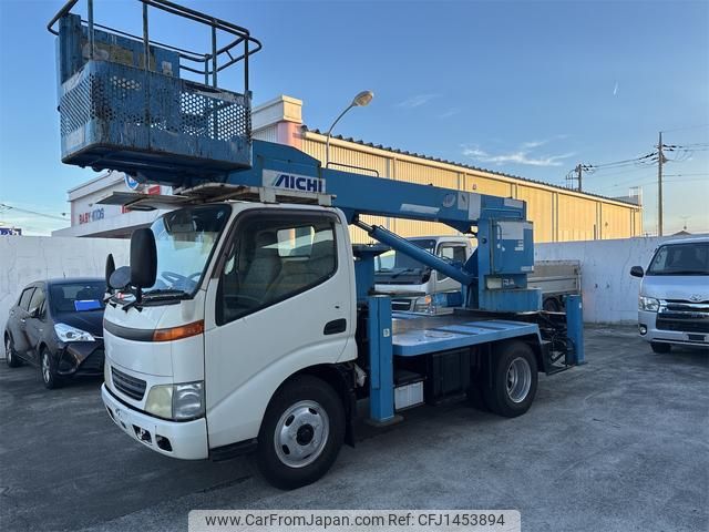 hino dutro 2001 GOO_NET_EXCHANGE_0404589A30250721W003 image 1