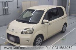 toyota porte 2012 CFJ1583062