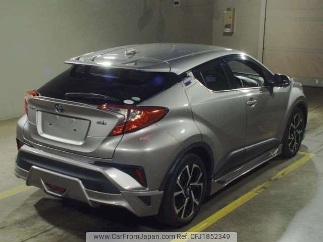 toyota c-hr 2017 CFJ1852349 image 2
