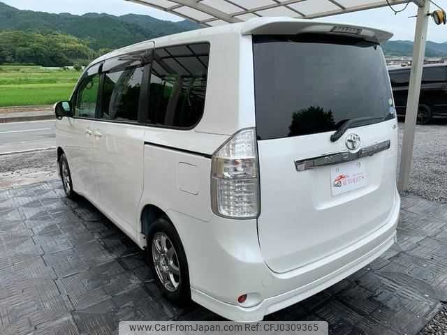 toyota noah 2007 TE5096 image 1