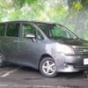 toyota noah 2010 CFJ1748368 image 1