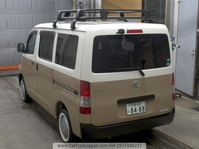 toyota liteace-van 2017 CFJ1846237 image 2