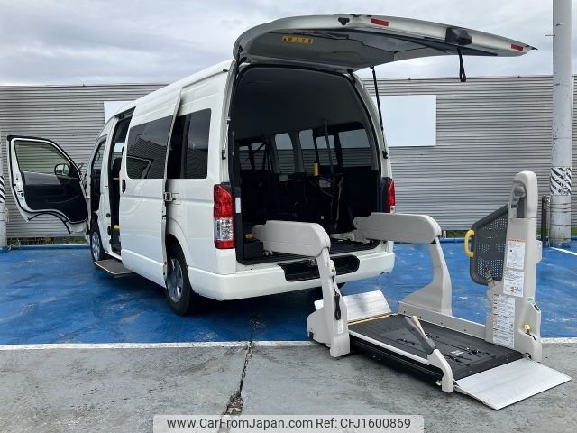 toyota hiace-commuter 2017 CFJ1600869 image 1