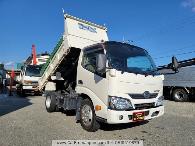 hino dutro 2017 GOO_NET_EXCHANGE_0720271A30241203W001 image 1