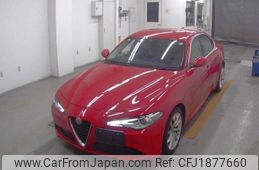 alfa-romeo giulia 2019 CFJ1877660