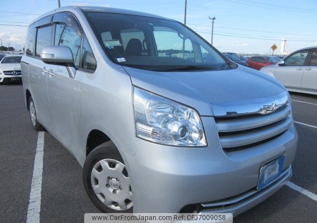 toyota noah 2009 REALMOTOR_Y2021100519HD-12 image 2