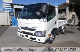 hino dutro 2017 GOO_NET_EXCHANGE_0502426A30241224W001