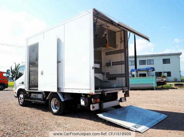 hino dutro 2011 CFJ1618909 image 1