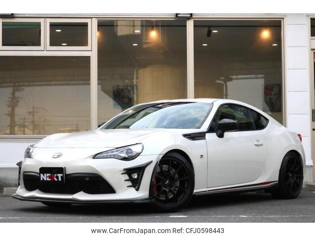 toyota 86 2018 quick_quick_DBA-ZN6_ZN6-083586 image 1