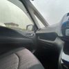 nissan serena 2016 CFJ1450741 image 17