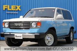 toyota land-cruiser-wagon 2002 -TOYOTA--Land Cruiser Wagon GF-UZJ100W--UZJ100-0137358---TOYOTA--Land Cruiser Wagon GF-UZJ100W--UZJ100-0137358-