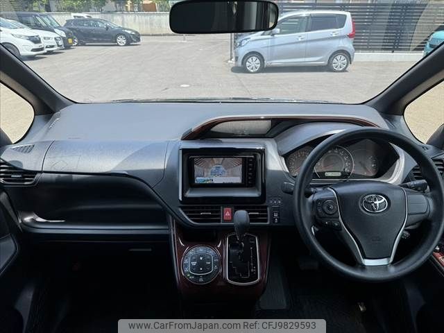 toyota noah 2019 -TOYOTA--Noah DBA-ZRR80G--ZRR80-0577504---TOYOTA--Noah DBA-ZRR80G--ZRR80-0577504- image 2