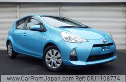 toyota aqua 2014 -TOYOTA--AQUA NHP10--2339039---TOYOTA--AQUA NHP10--2339039-