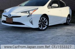 toyota prius 2018 CFJ1553327