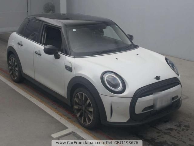 mini mini-others 2024 quick_quick_3BA-XU15MW_WMW32DK0102V79626 image 1