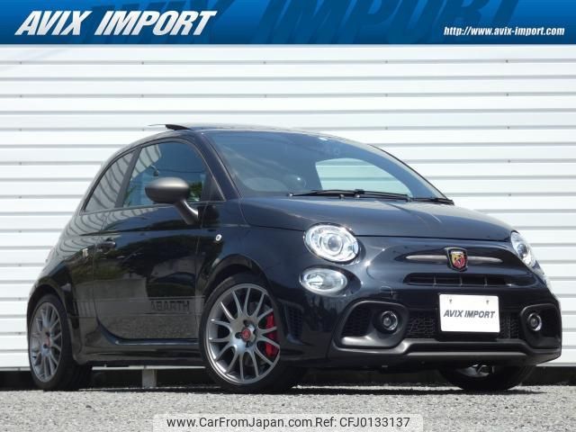 abarth abarth-695 2023 quick_quick_31214T_ZFABF13H9NJH08693 image 1