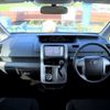 toyota voxy 2009 O11115 image 7